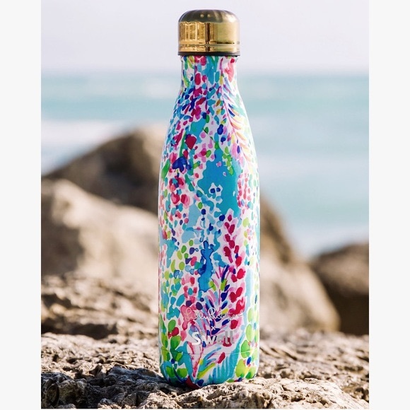 Lilly Pulitzer Accessories - HP! Lilly Pulitzer Multi Catch the Wave 17oz Swell